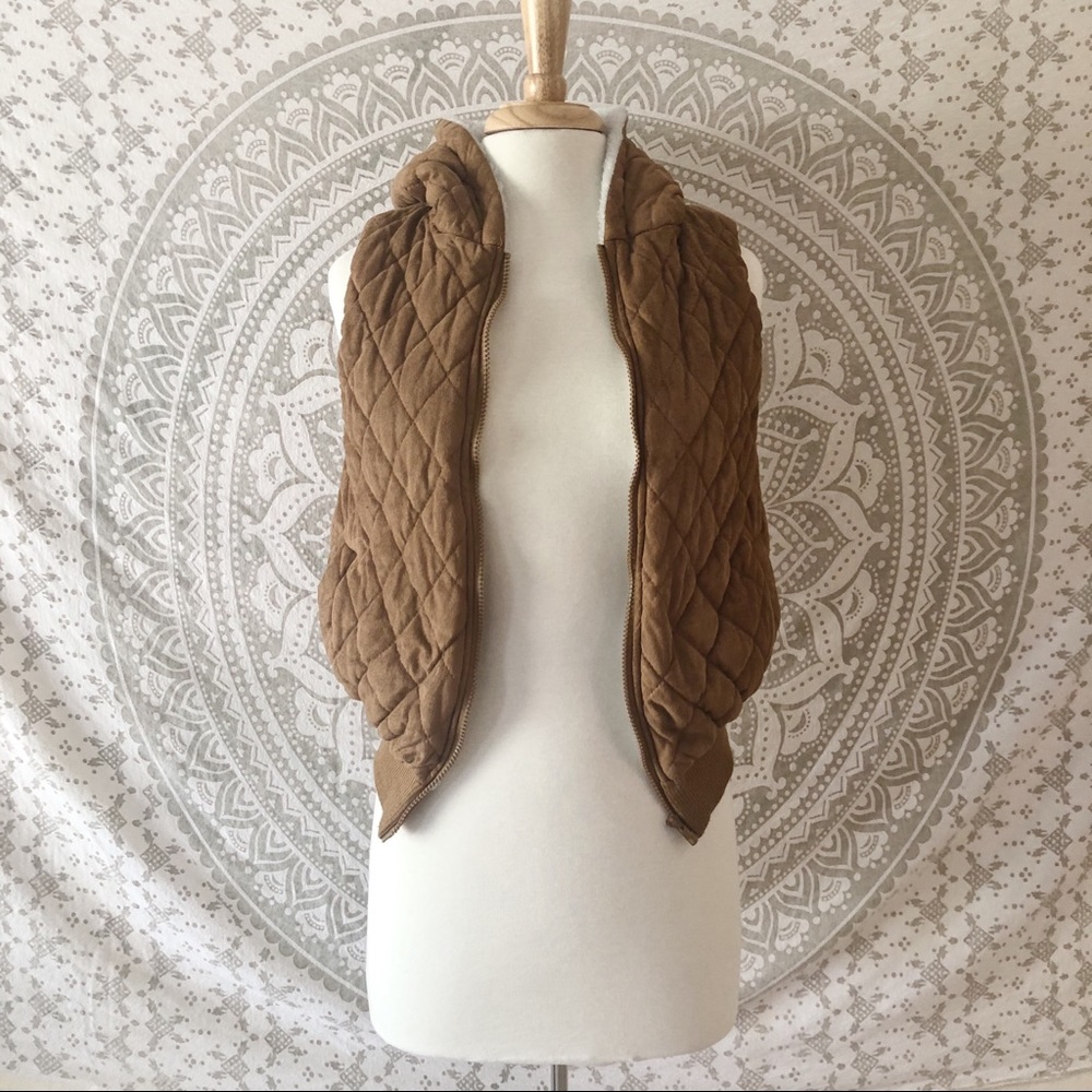 Brown Zipper Vest with Fuzz Inside